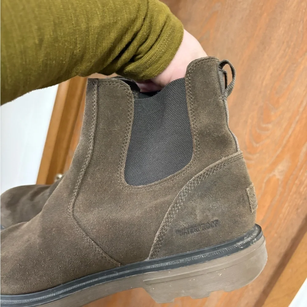 Sorel Men's Brown Suede Chukka Boots